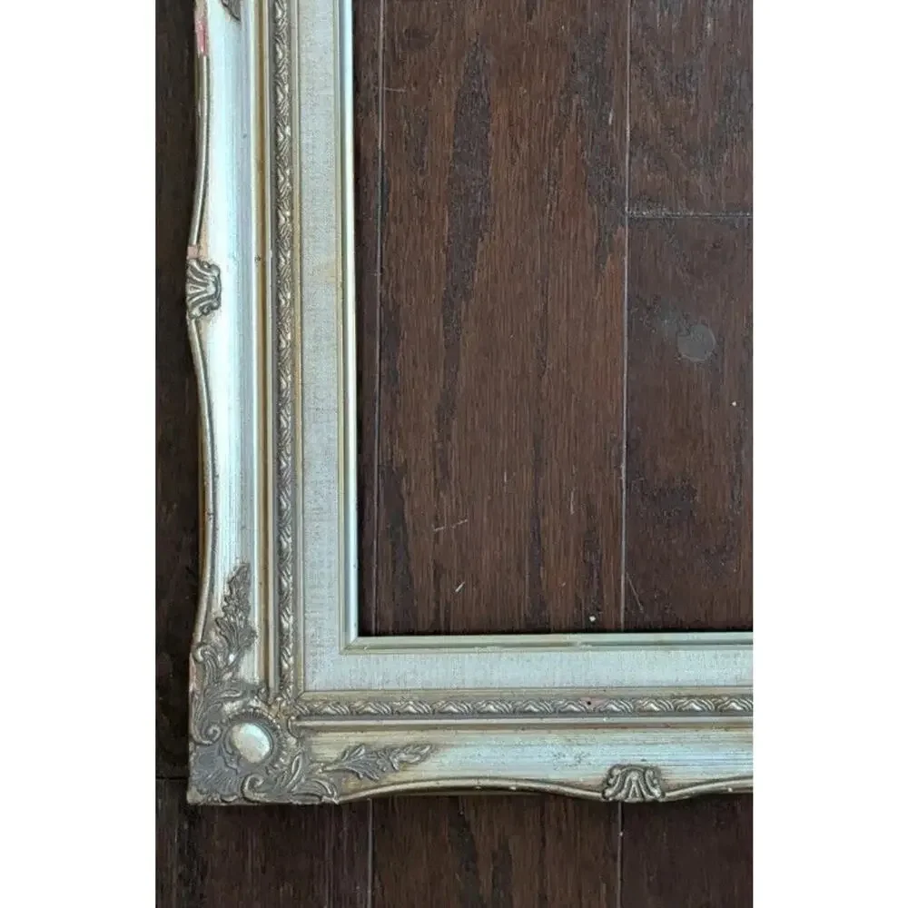 Mid Century French Style Gold Ornate Wooden Montparnasse Rococo Picture Frame